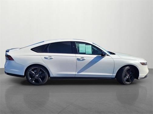 Crystal Black Pearl 2025 Honda Accord Hybrid Sport-L