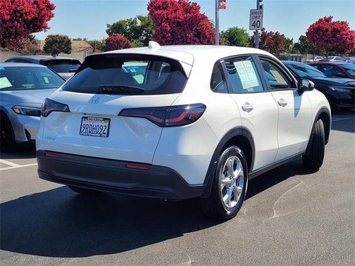 2025 Honda HR-V LX