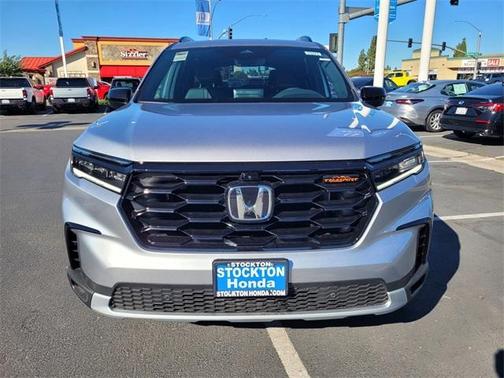 2025 Honda Pilot TrailSport