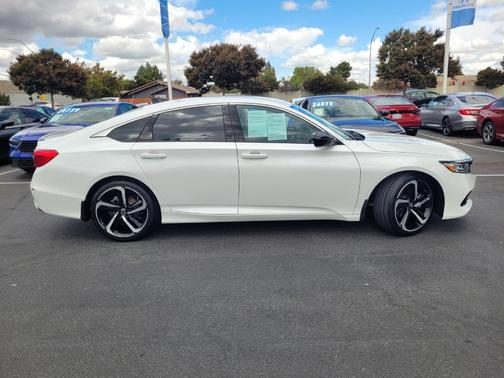 2022 Honda Accord Sport SE