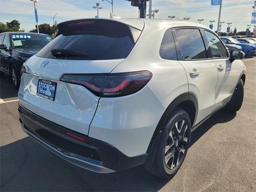 Platinum White Pearl 2027 Honda HR-V EX-L
