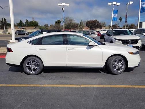 Platinum White Pearl 2026 Honda Accord Hybrid EX-L