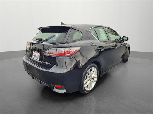 2015 Lexus CT 200h Base