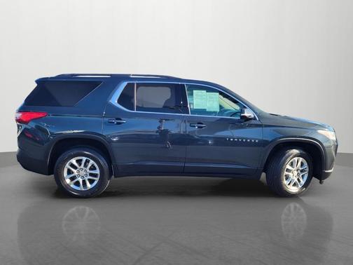 Nightfall Gray Metallic 2018 Chevrolet Equinox 1LT