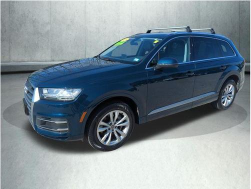 Galaxy Blue Metallic 2018 Audi Q7 2.0T Premium Plus