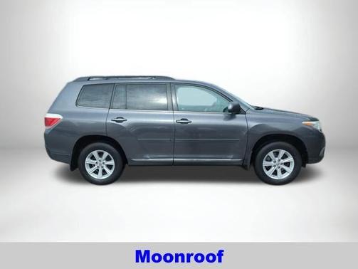 2012 Toyota Highlander SE