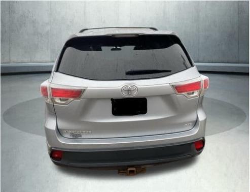 2016 Toyota Highlander LE