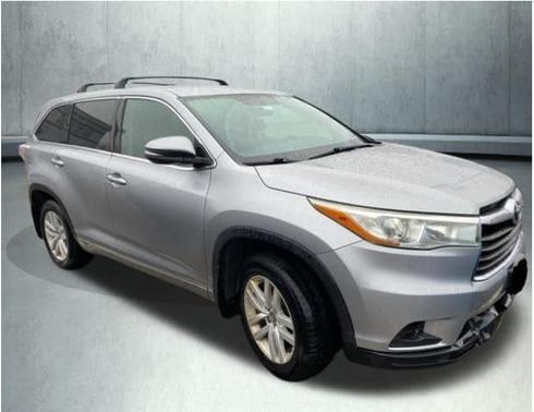 2016 Toyota Highlander LE