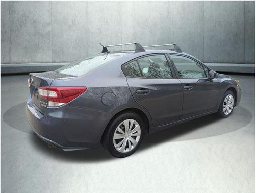 Carbide Gray Metallic 2017 Subaru Impreza 2.0i