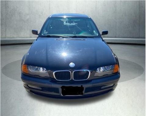 2001 BMW 325 i
