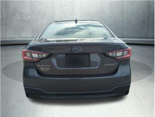2022 Subaru Legacy 