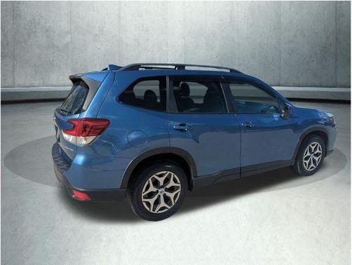 Horizon Blue Pearl 2019 Subaru Forester Premium