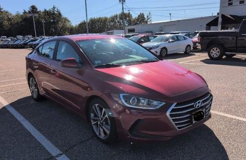 2017 Hyundai ELANTRA SE