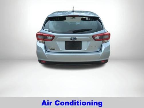 2022 Subaru Impreza Base