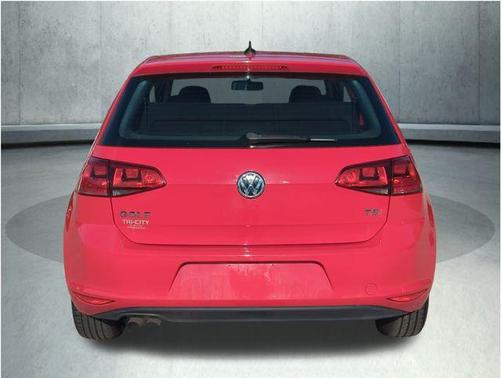 2016 Volkswagen Golf TSI S 4-Door