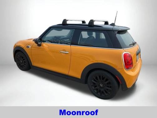 2017 MINI Hardtop Cooper