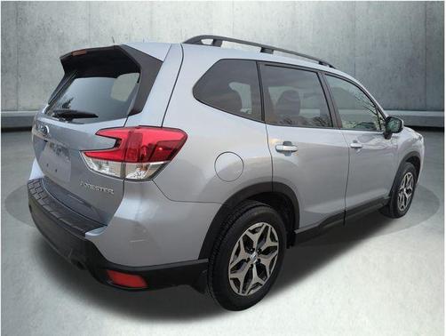 2023 Subaru Forester 2.5i Premium