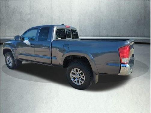 2016 Toyota Tacoma SR5