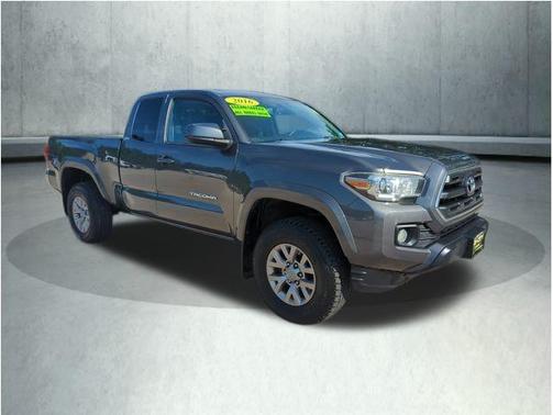 2016 Toyota Tacoma SR5
