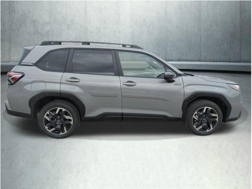 2025 Subaru Forester Hybrid Premium