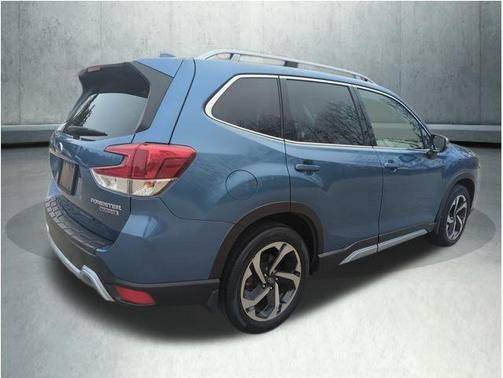 2023 Subaru Forester 2.5i Touring