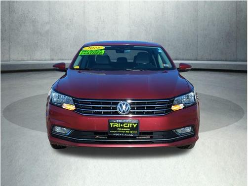 2016 Volkswagen Passat 1.8T SE w/Technology