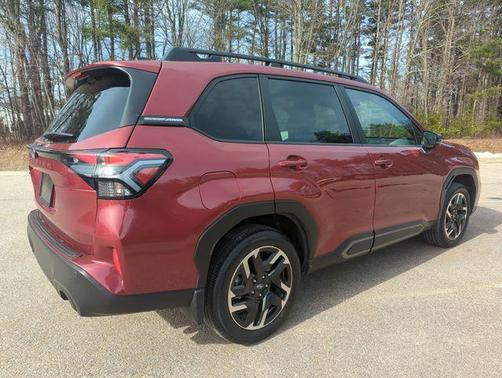 Crimson Red Pearl 2025 Subaru Forester Limited