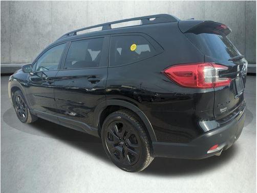 Crystal Black Silica 2023 Subaru Ascent Onyx Edition