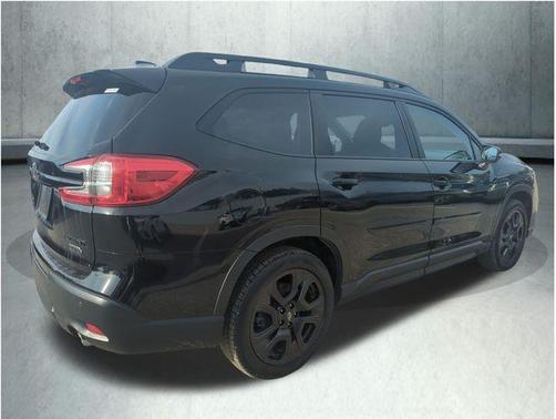 Crystal Black Silica 2023 Subaru Ascent Onyx Edition