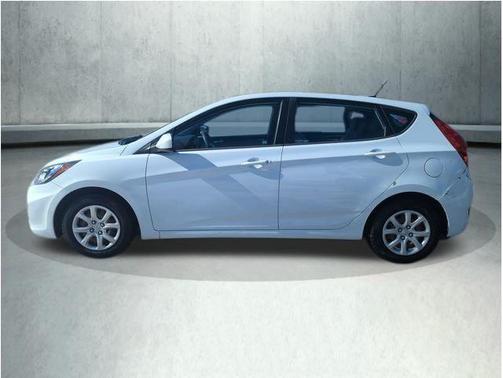 2012 Hyundai Accent GS