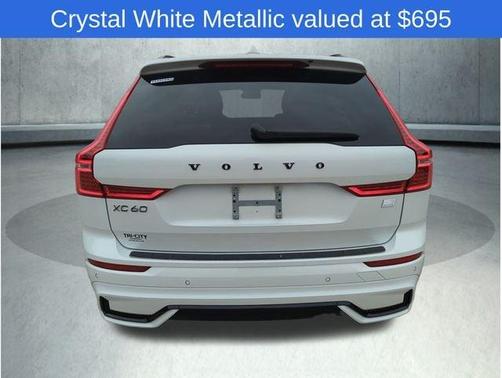 2022 Volvo XC60 Recharge Plug-In Hybrid T8 R-Design