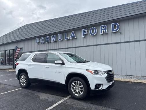 2021 Chevrolet Traverse LT CLOTH