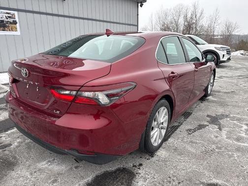 2022 Toyota Camry LE