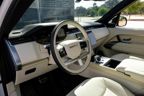 2024 Land Rover Range Rover P530 Autobiography