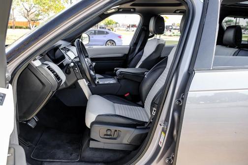 2021 Land Rover Discovery R-Dynamic S