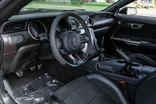 Shadow Black 2016 Ford Shelby GT350 Base