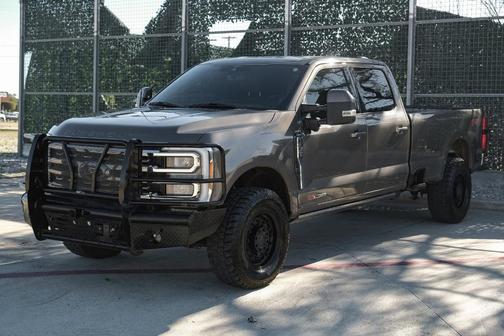 2023 Ford F-350 Lariat Super Duty