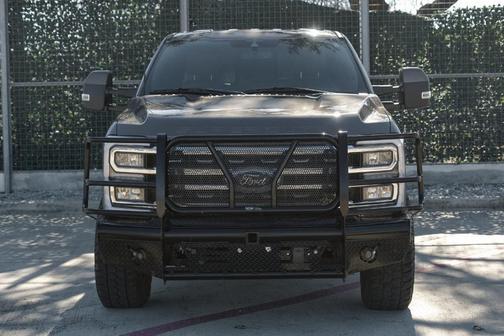 2023 Ford F-350 Lariat Super Duty