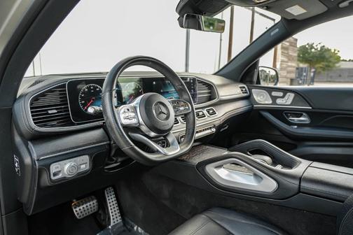 2022 Mercedes-Benz GLS 450 4MATIC