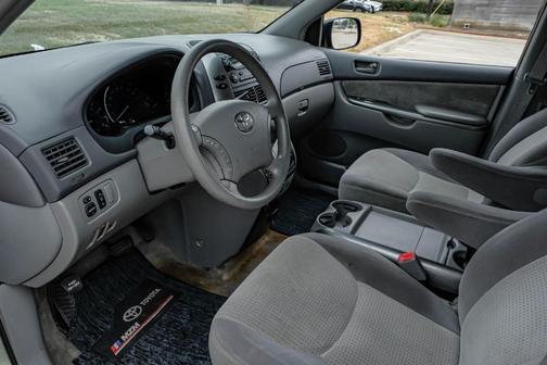 2007 Toyota Sienna CE