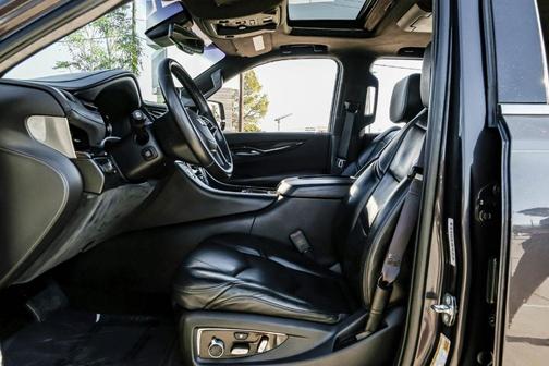 2016 Cadillac Escalade Platinum