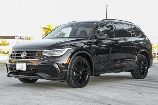 2022 Volkswagen Tiguan 2.0T SE R-Line Black