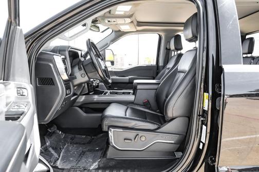 Black Metallic 2023 Ford F-350 Lariat Super Duty