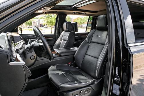 2021 Cadillac Escalade ESV Premium Luxury