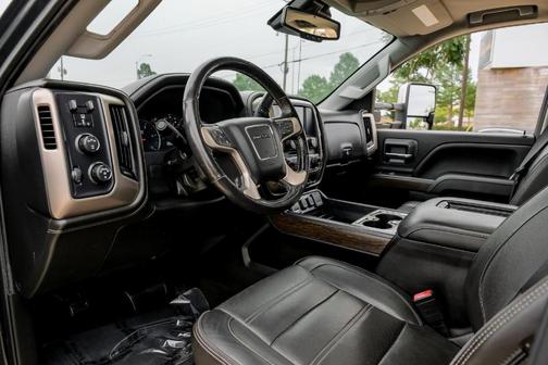 2018 GMC Sierra 2500 Denali