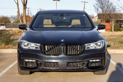 2016 BMW 750 i xDrive