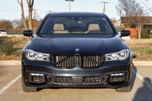 2016 BMW 750 i xDrive