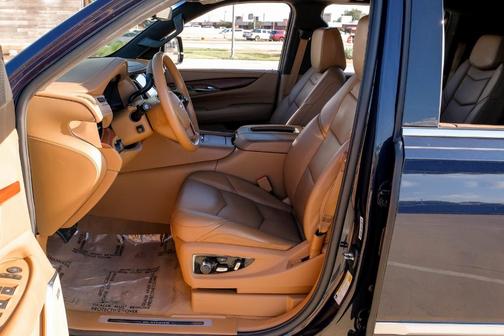 2017 Cadillac Escalade ESV Platinum