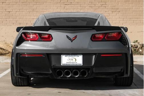 Photo 5 of 66 of 2015 Chevrolet Corvette Stingray