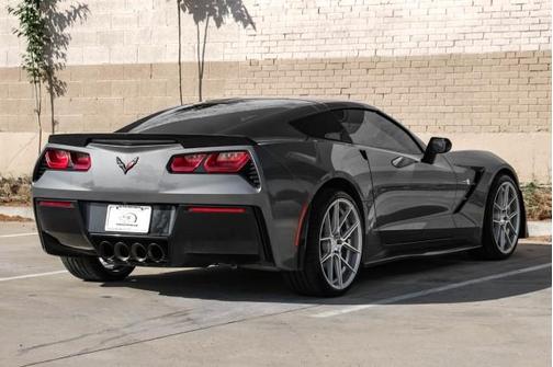 Photo 4 of 66 of 2015 Chevrolet Corvette Stingray